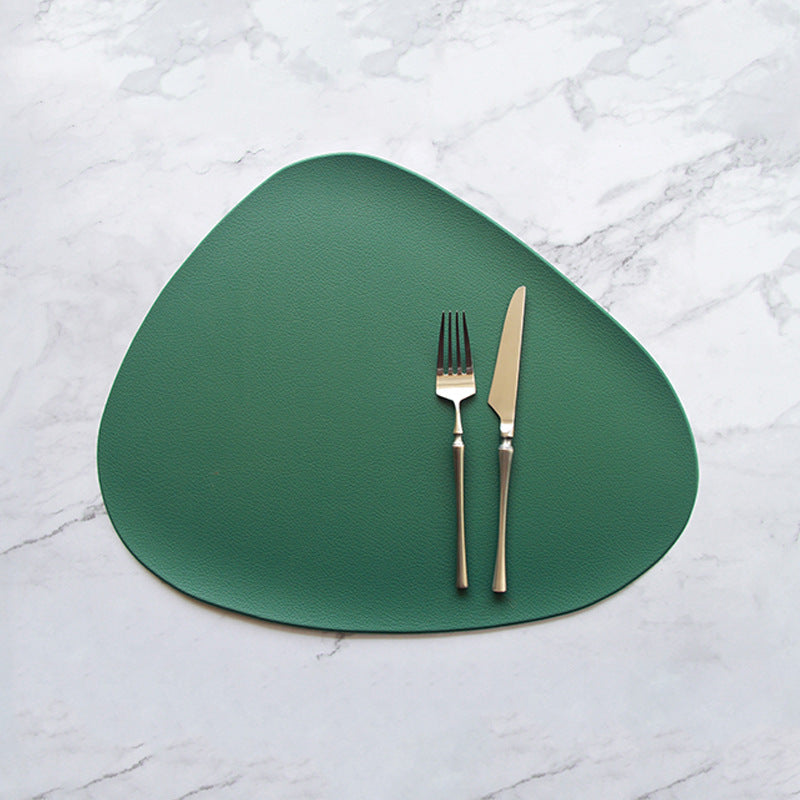4 Pcs Green Nordic-Style PVC Leather Placemats Set of 4 - Waterproof, Heat-Resistant, and Oil-Proof Triangular Table Mats