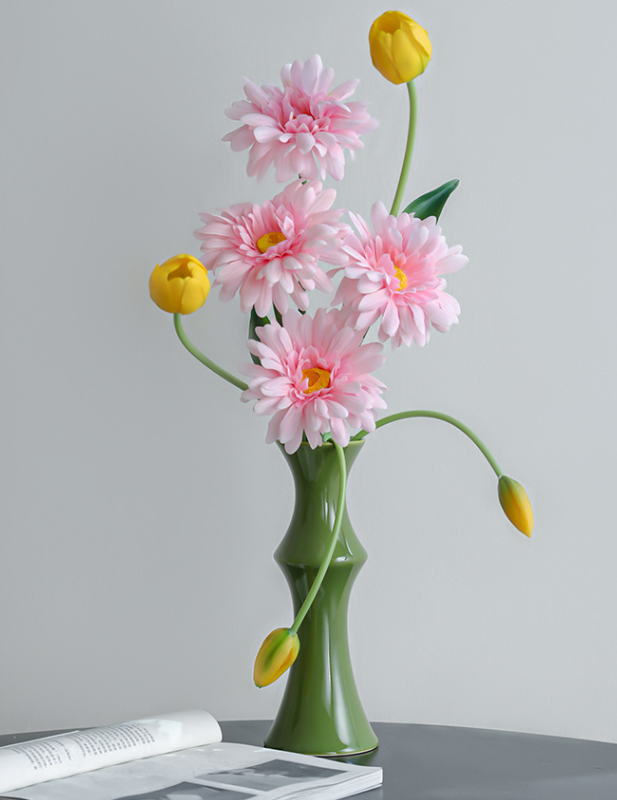 Glossy GreenCeramic Vase - Unique Bamboo-Look Design (20x8x5.5cm)