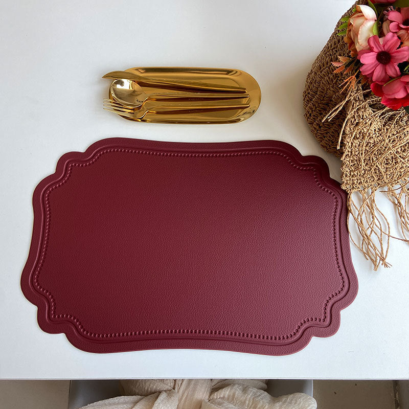 4 pcs Retro Faux Leather Placemat - Waterproof & Oil-Proof Dining Table Mat (Wine red)