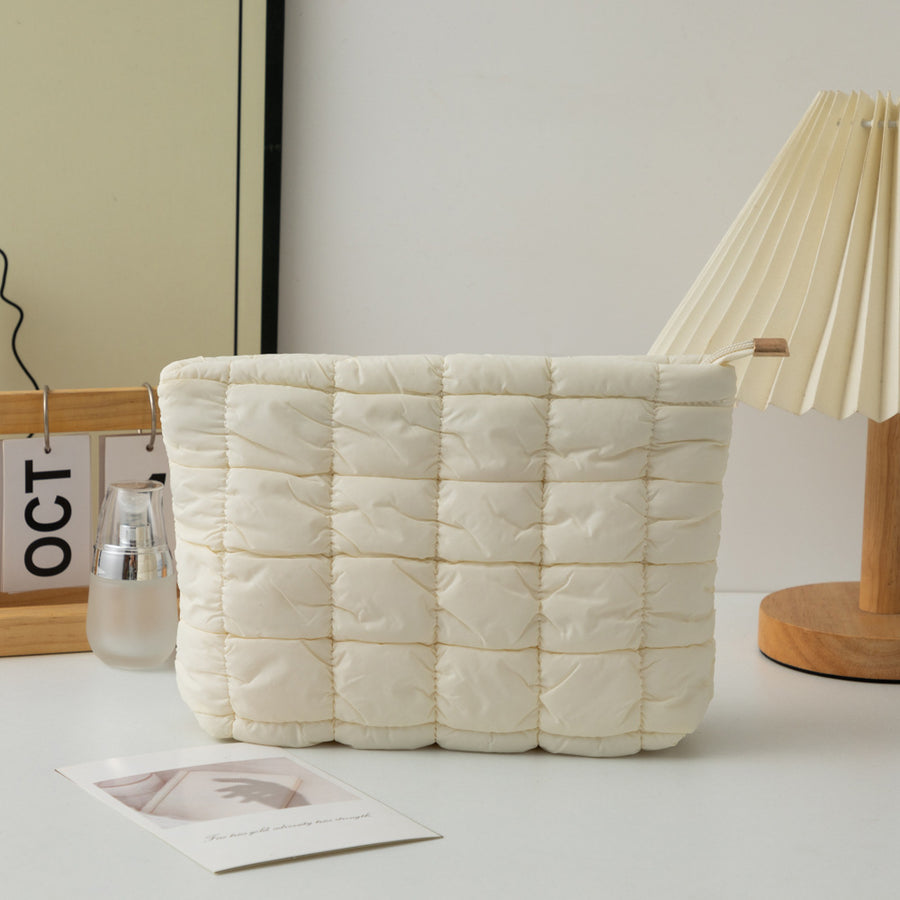 White 2 Pack Quilted Puffer Clutch Bag Set Checkered Makeup Pouch Women Fashion Cosmetic Organiser for Travel and Daily Use