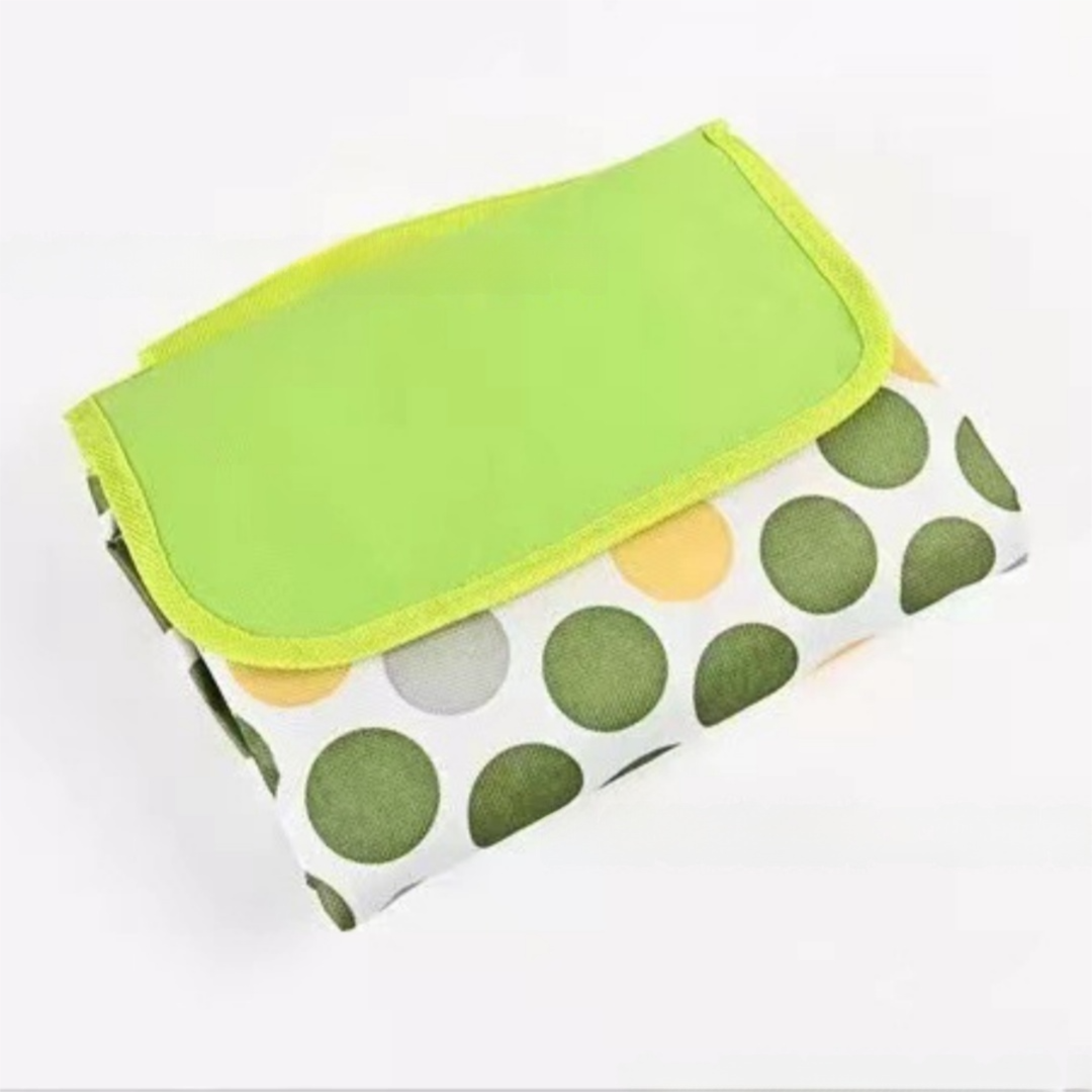 Green Circle Foldable Waterproof & Moisture-Proof Picnic Blanket 150x100CM - 600D Three-Layer Composite Oxford Extra Large Mat for Beach & Camping