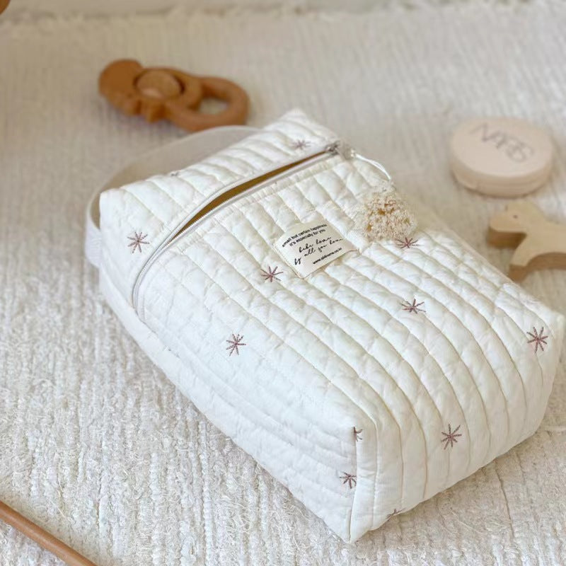 Stars Quilted Nappy Storage Bag Portable Diaper Organizer Mommy Travel Pouch with Zipper 28x18x6cm for Australian Families and Stroller Use