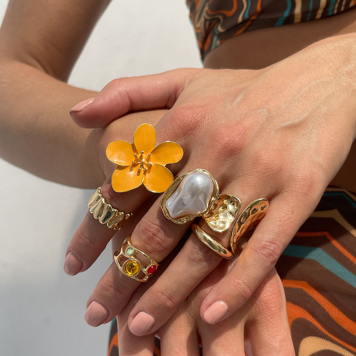 6-Piece Gold Chunky Stackable Ring Set Yellow Enamel Flower & Baroque Pearl - Adjustable Open Finger Jewellery for Women (Light Gold)