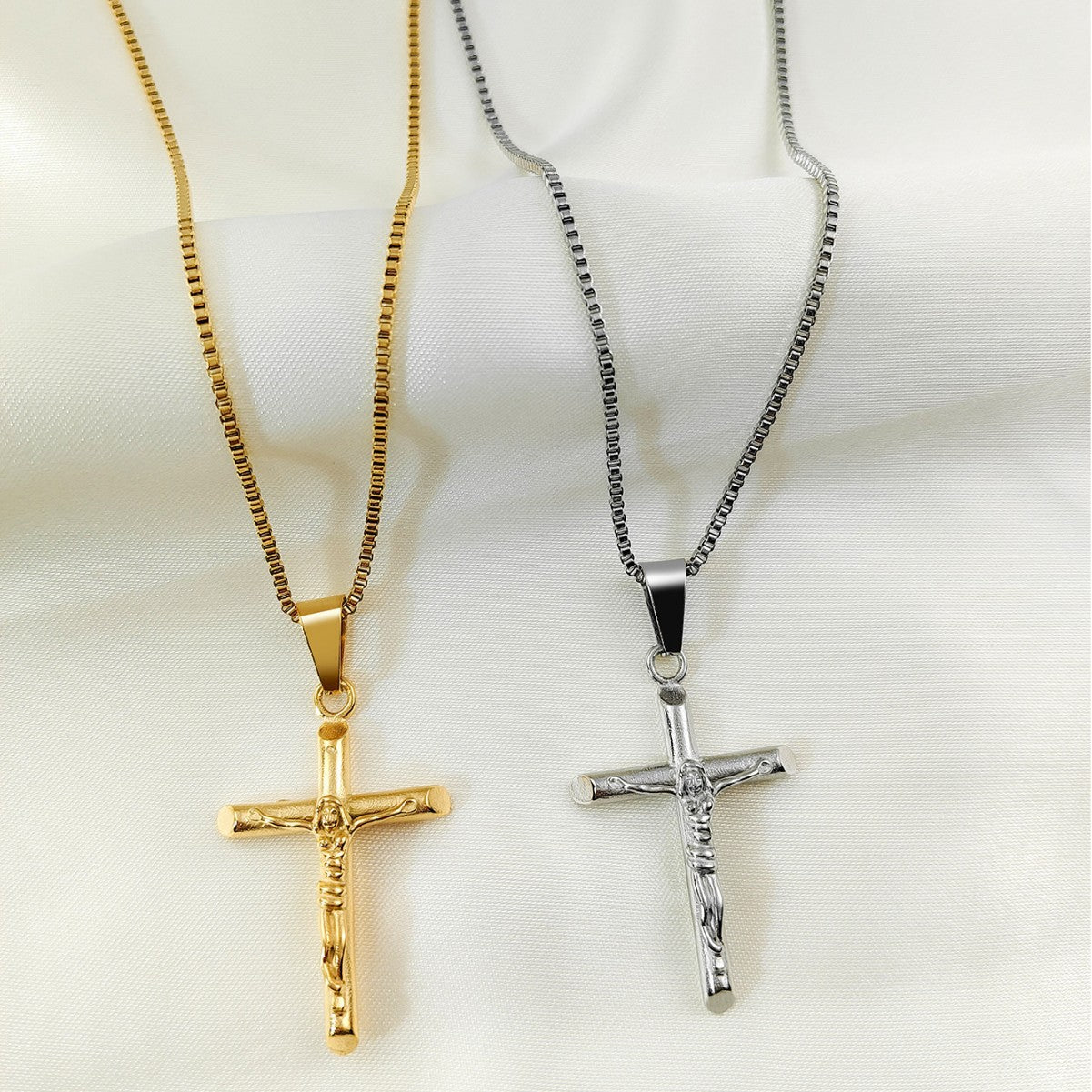 Men's Vintage Cross Pendant Necklace 2-Piece Set – Includes Classic Steel & Luxury Gold Titanium Steel Chains (60cm Box Chain)