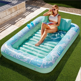 180x118CM Green Deluxe Inflatable Suntan Tub & Floating Pool Lounger with Dual Integrated Cup Holders and Pillow - Portable Sunbathing Pool for Lawn & Water