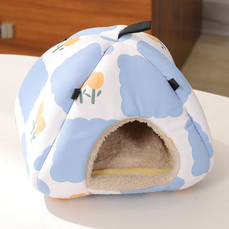 Blue and white tulips Soft Shelter for Small Mammals – Hanging & Floor Use, Waterproof Surface, Easy Clean(Size: M)