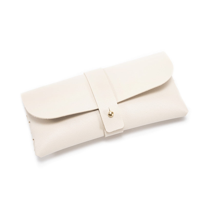 30-Piece beige Chic & Sleek PU Leather Soft Eyeglass Case - Protective Pouch for Sunglasses & Reading Glasses