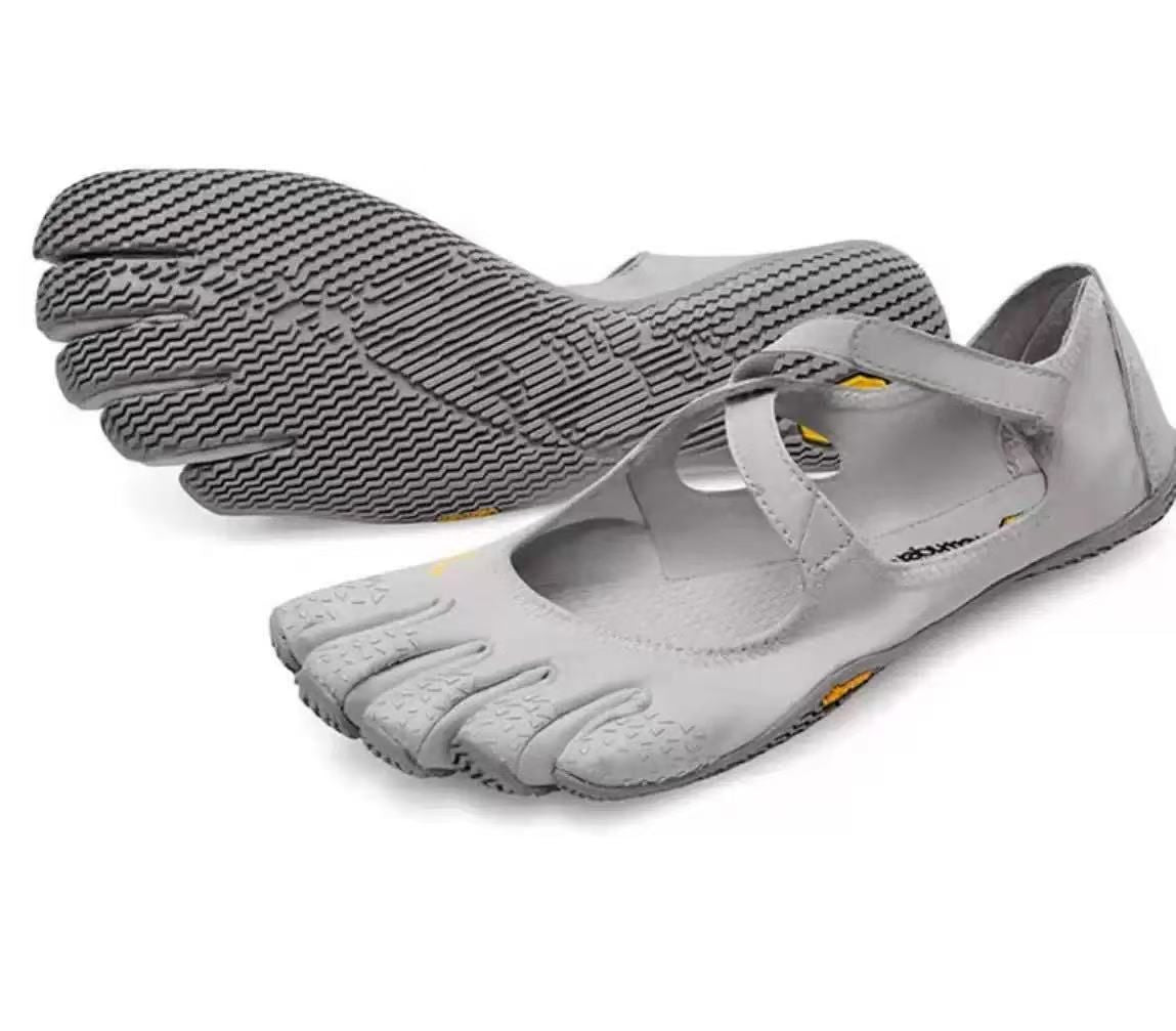 Grey Breathable High-Grip Five-Finger Yoga & Pilates Shoes (Foot Length 24 CM) - Professional Training Footwear for Natural Toe Splay & Barefoot Feel