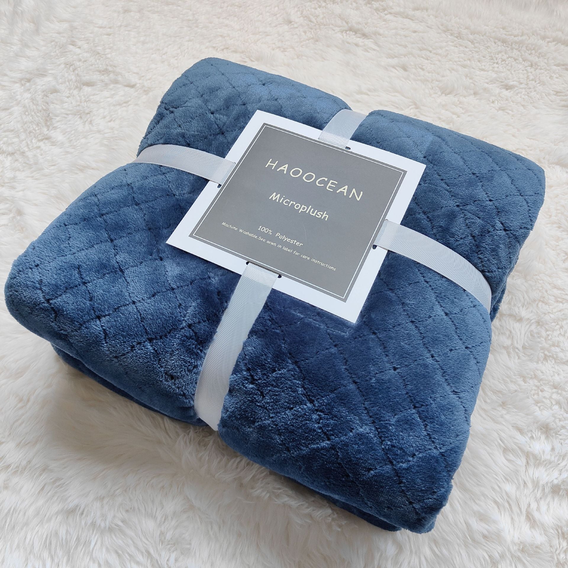 Blue 70*100cm Flannel Fleece Blanket - Quilted Diamond Pattern, Soft & Warm Polyester Throw for Office Nap, Sofa, Travel & Bed Use