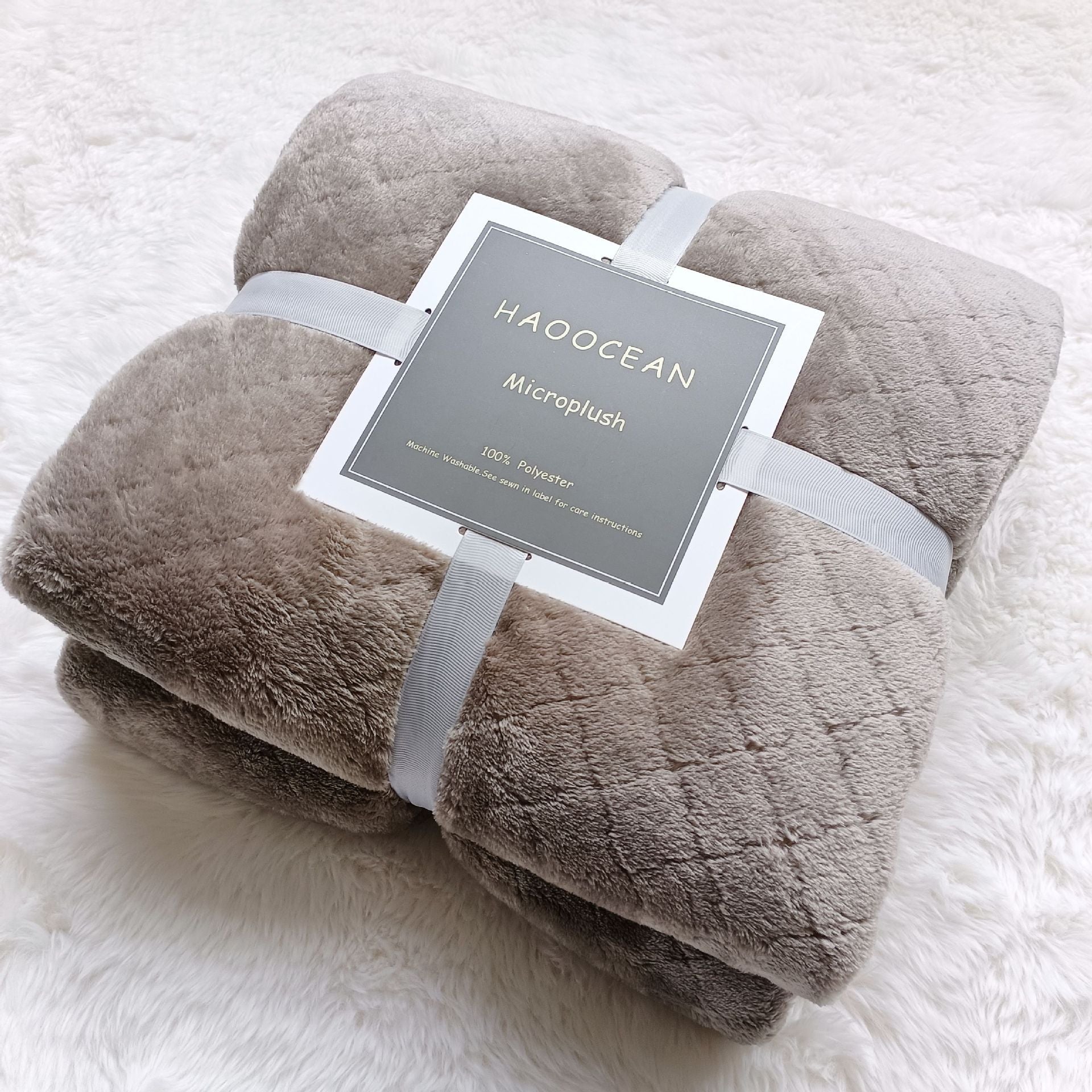 Brown 150*200cm Flannel Fleece Blanket - Quilted Diamond Pattern, Soft & Warm Polyester Throw for Office Nap, Sofa, Travel & Bed Use