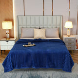150*200cm Blue Solid Colour Flannel Throw Blanket - Thick Double-Sided Fleece with Ribbed Texture - Soft throw blanket& Lightweight for Sofa, Bed, Office Nap, Air-Conditioned Rooms - Durable, Machine Washable, Non-Shedding
