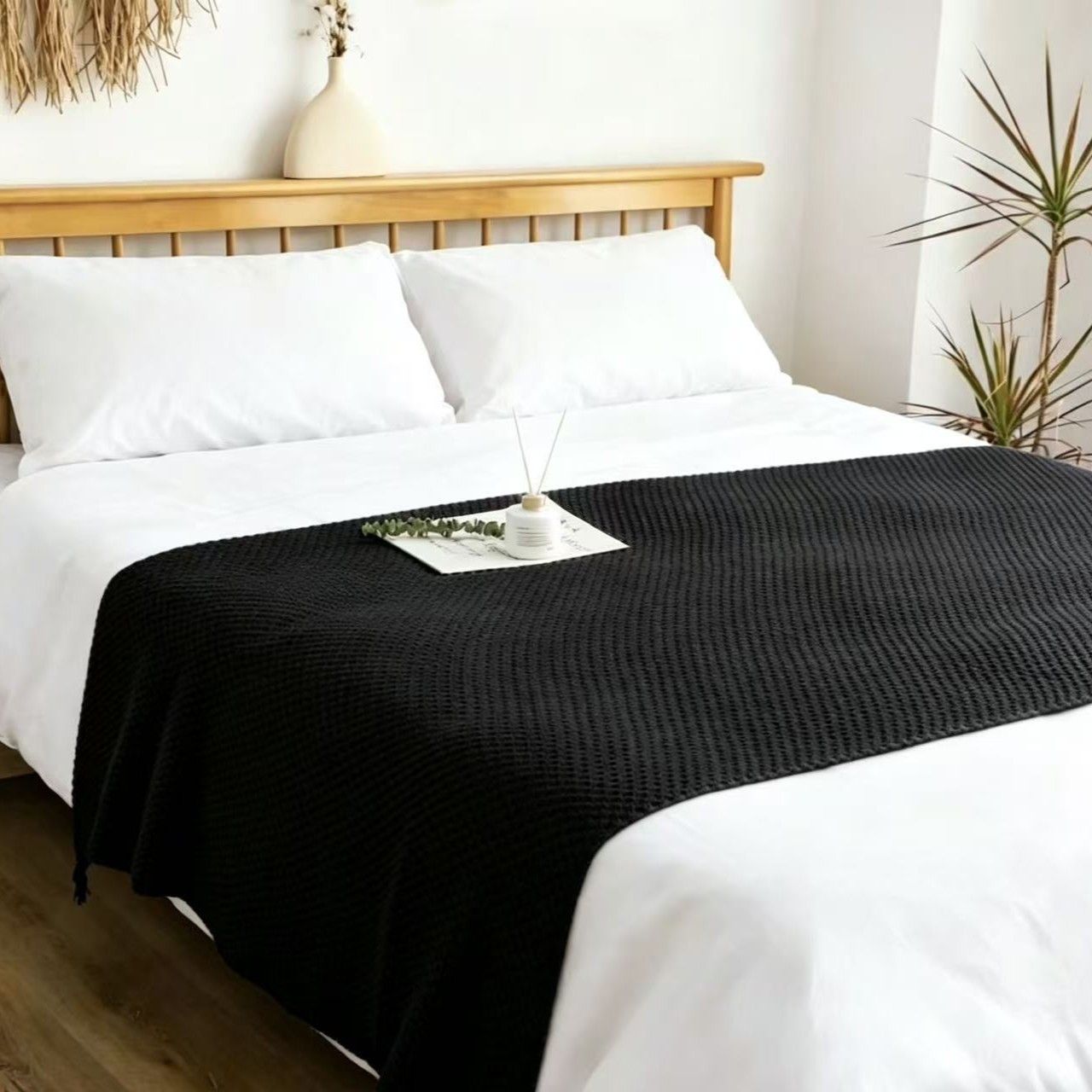 Black 150*200cm Nordic Style Tassel Knit Throw Blanket - Soft Polyester Sofa Blanket with Pineapple Texture - Breathable & Lightweight for Office, Couch, Travel - Boho Chic Home Decor