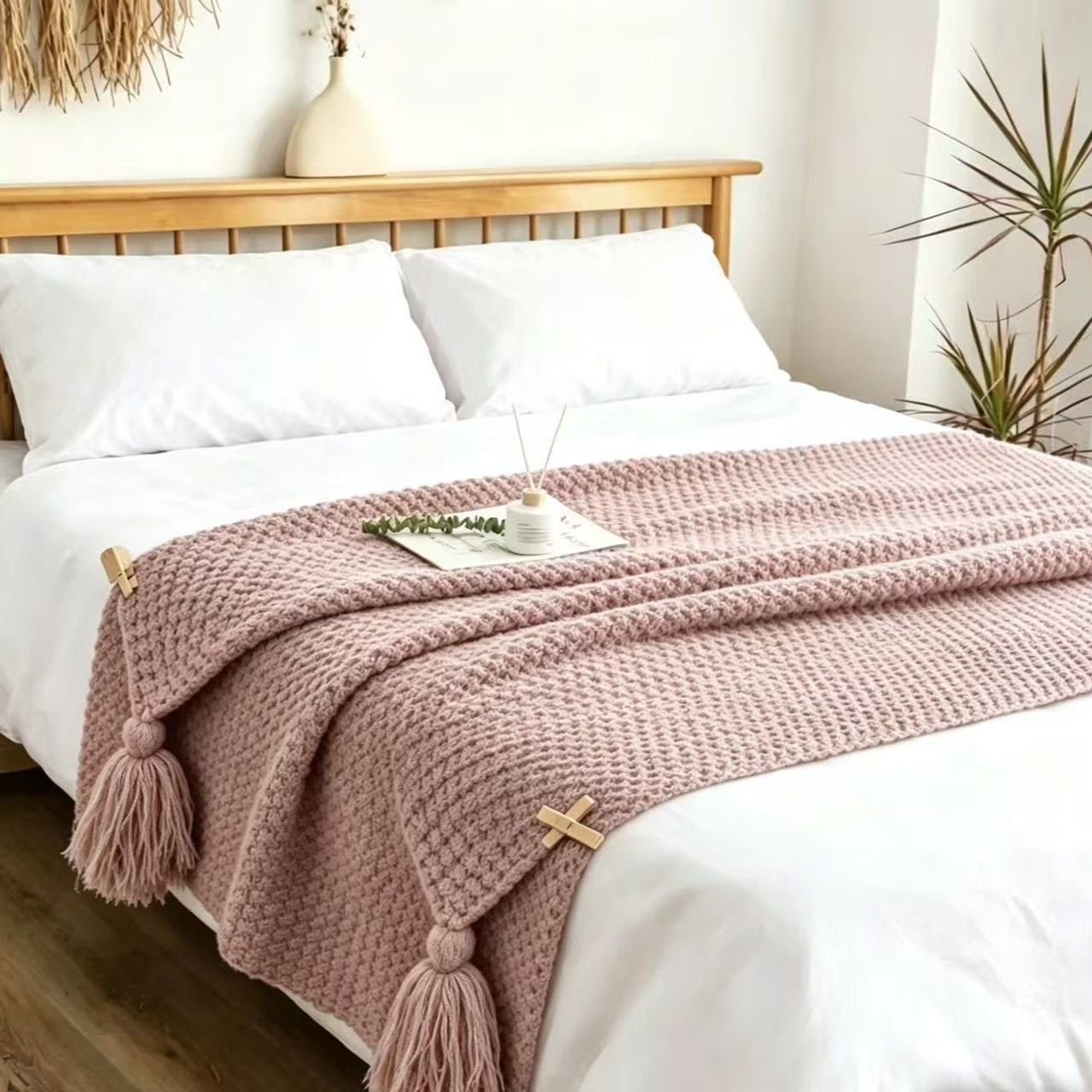 Pink 150*200cm Nordic Style Tassel Knit Throw Blanket - Soft Polyester Sofa Blanket with Pineapple Texture - Breathable & Lightweight for Office, Couch, Travel - Boho Chic Home Decor