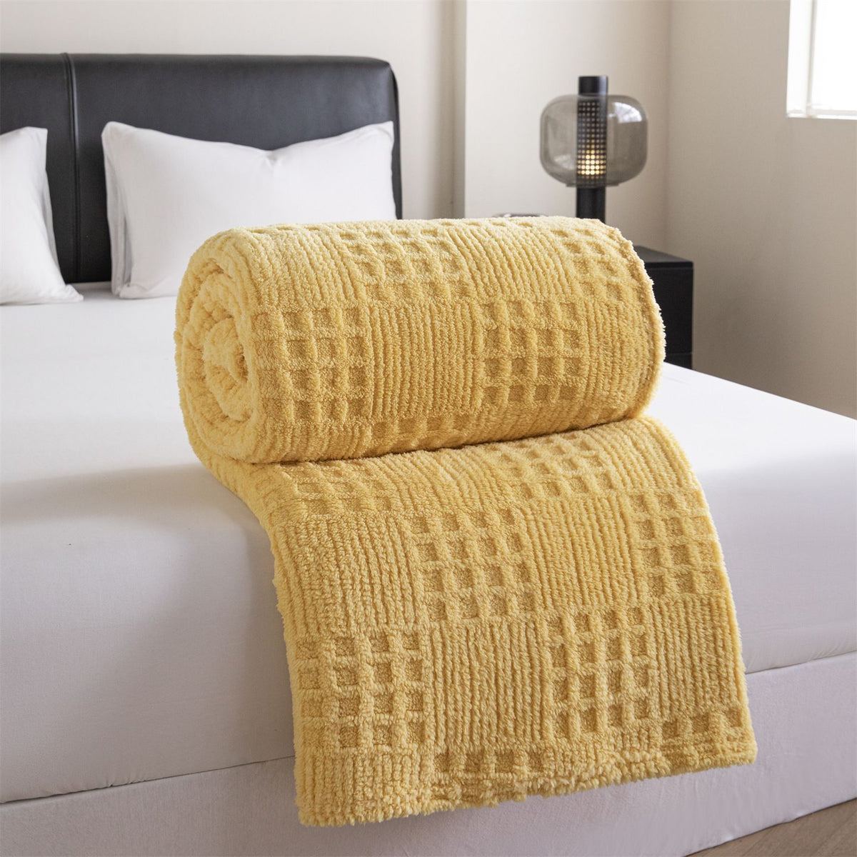 Yellow 150*200cm Thickened Double-Sided Plush Waffle Weave Throw Blanket - Anti-Static Taffeta Velvet & Flannel Fleece - Warm, Soft, Non-Shedding Blanket for Winter, Sofa, Bed & Office