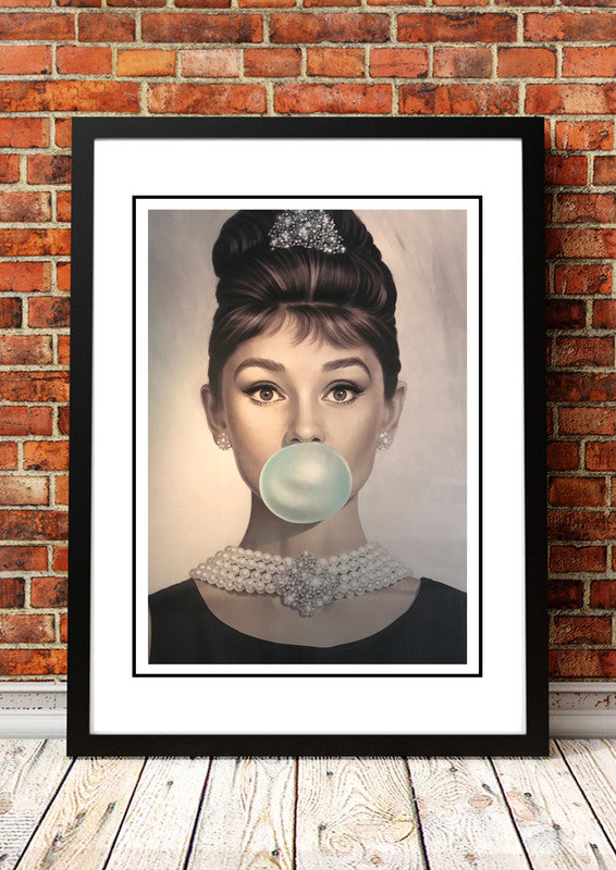 Audrey Hepburn Bubblegum Pop Art Poster - Framed A4